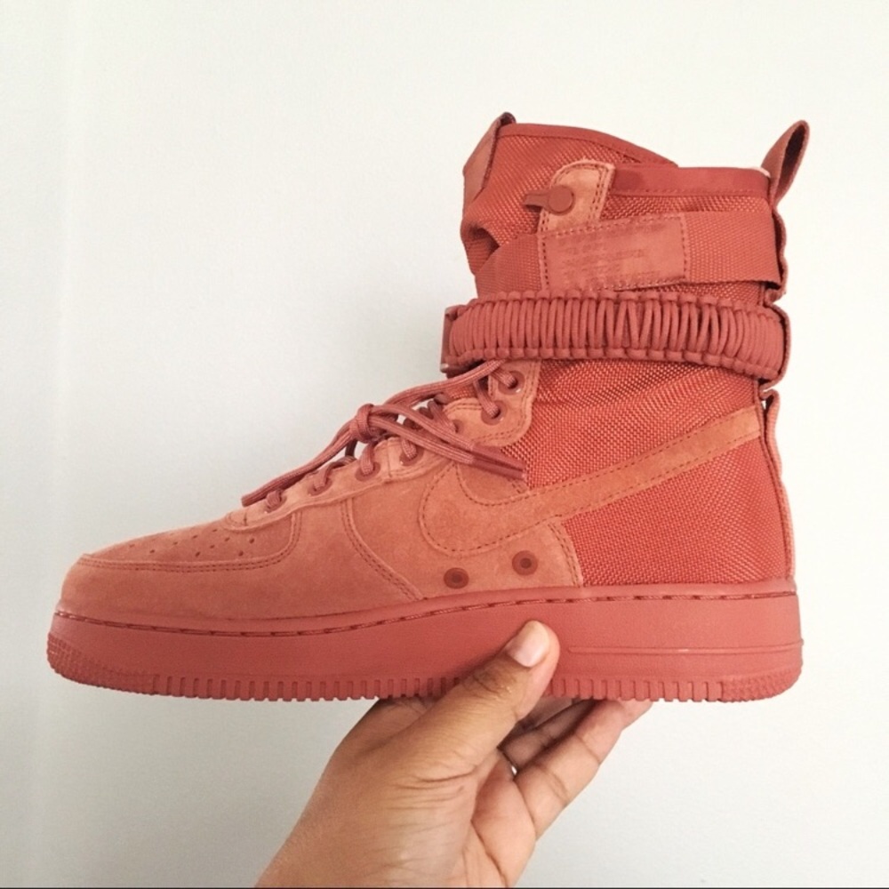 Nike SF AF1 Dusty Peach - Picture 4 of 7
